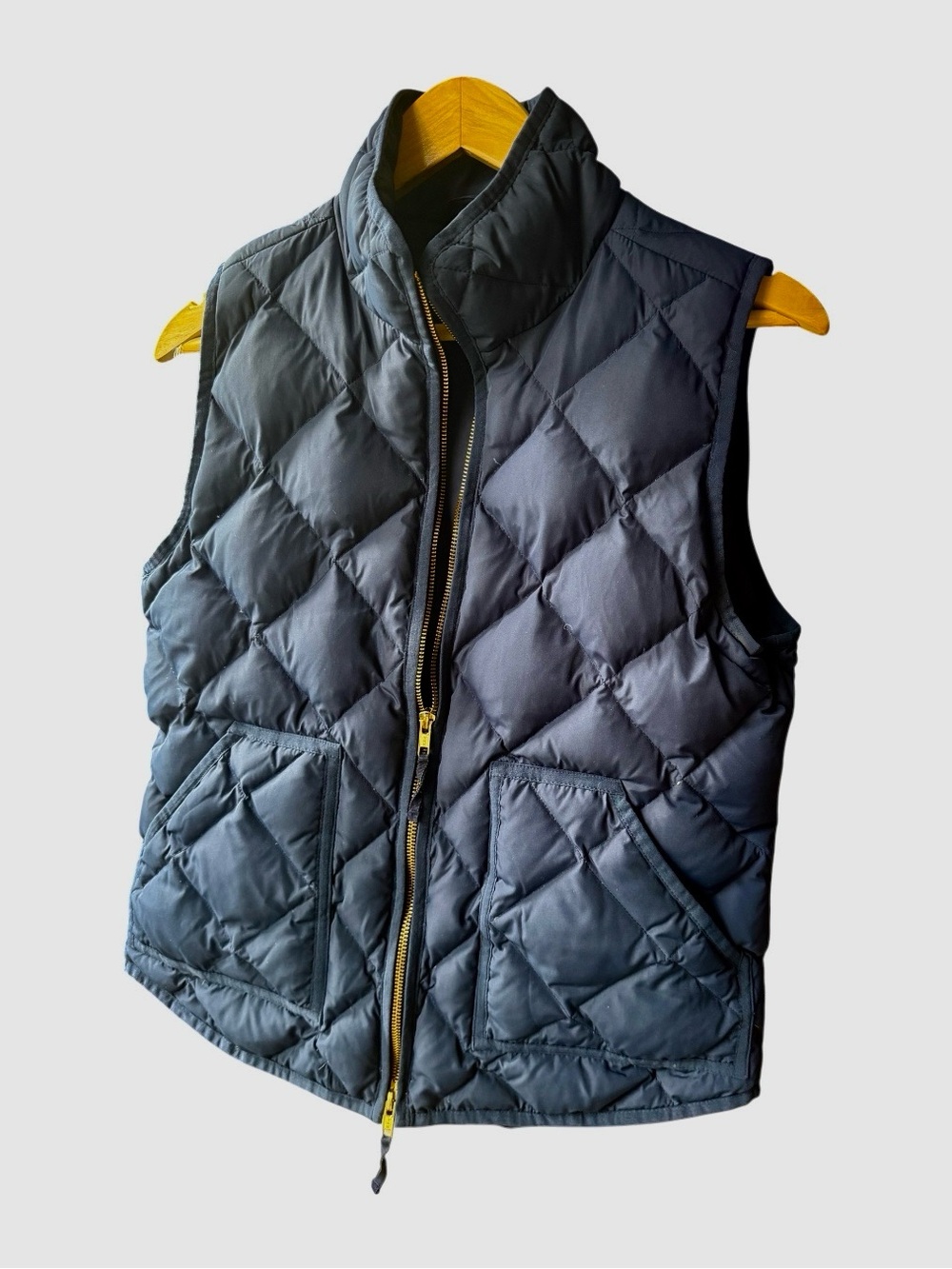 J. Crew Quilted Puffer Vest in Dark Navy with Gold Zipper Women’s M Down Filling